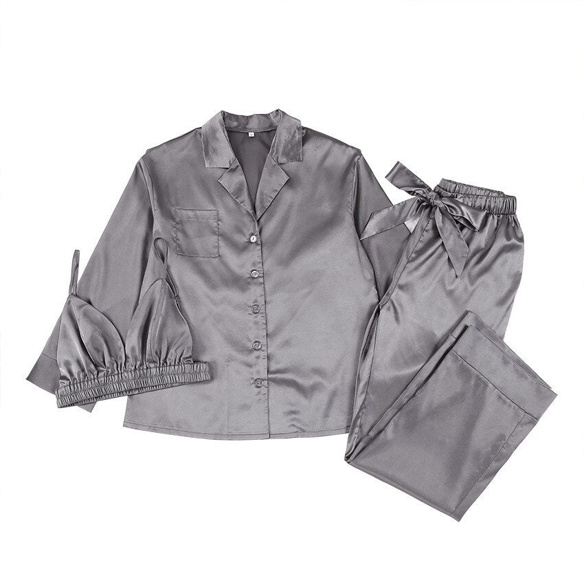 Pajamas & Loungewear